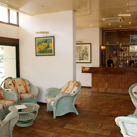 Castel Vecchio Ξενοδοχείο Αζάτσιο