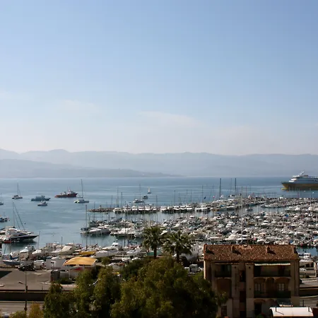 Ξενοδοχείο Castel Vecchio