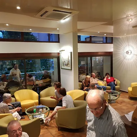 Castel Vecchio 3* אז'אקסיו