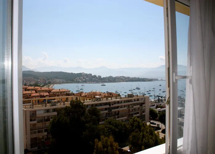 Hotel Castel Vecchio Ajaccio (Corsica)