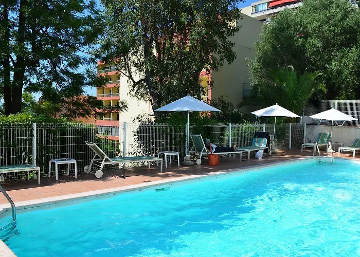 Castel Vecchio Hotel 3*