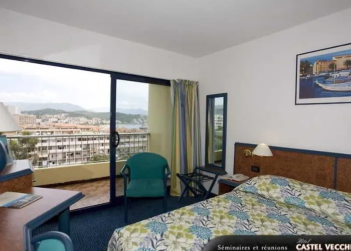 Hotel Castel Vecchio 3*